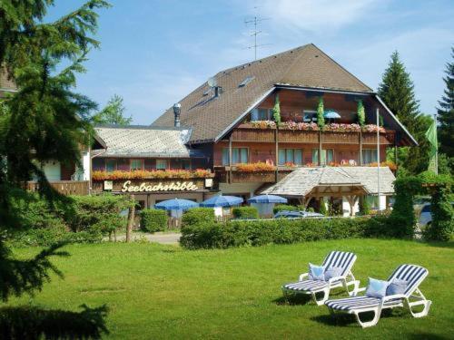 Hotel Garni Seebachstueble 티티제-노이슈타트 외부 사진