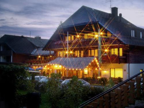 Hotel Garni Seebachstueble 티티제-노이슈타트 외부 사진