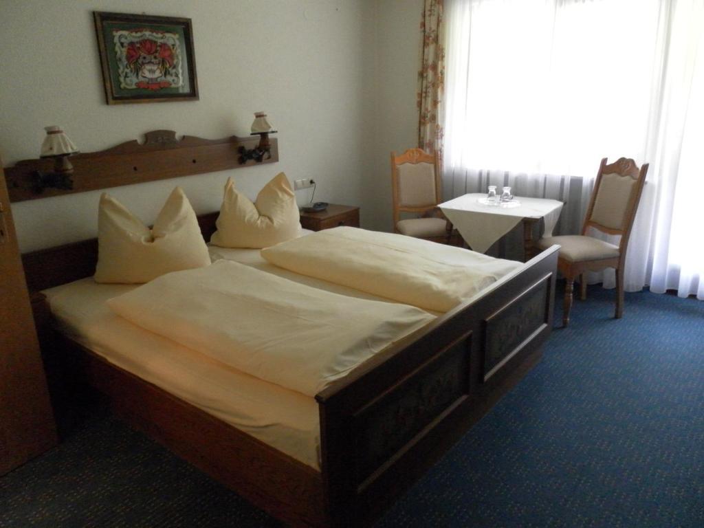 Hotel Garni Seebachstueble 티티제-노이슈타트 외부 사진
