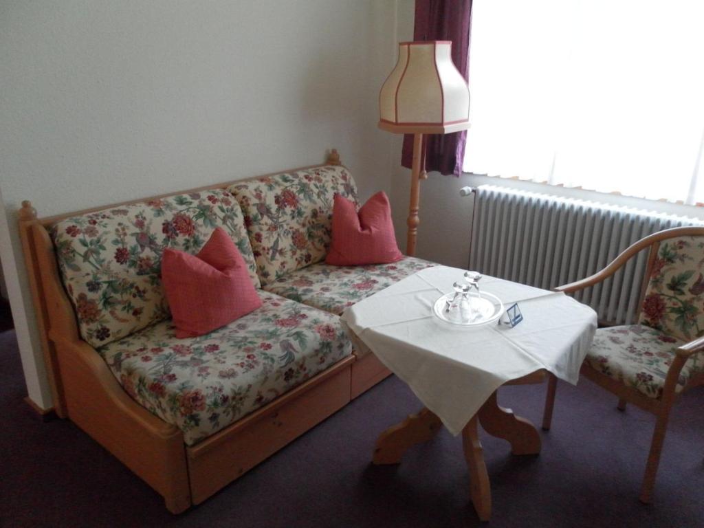 Hotel Garni Seebachstueble 티티제-노이슈타트 외부 사진